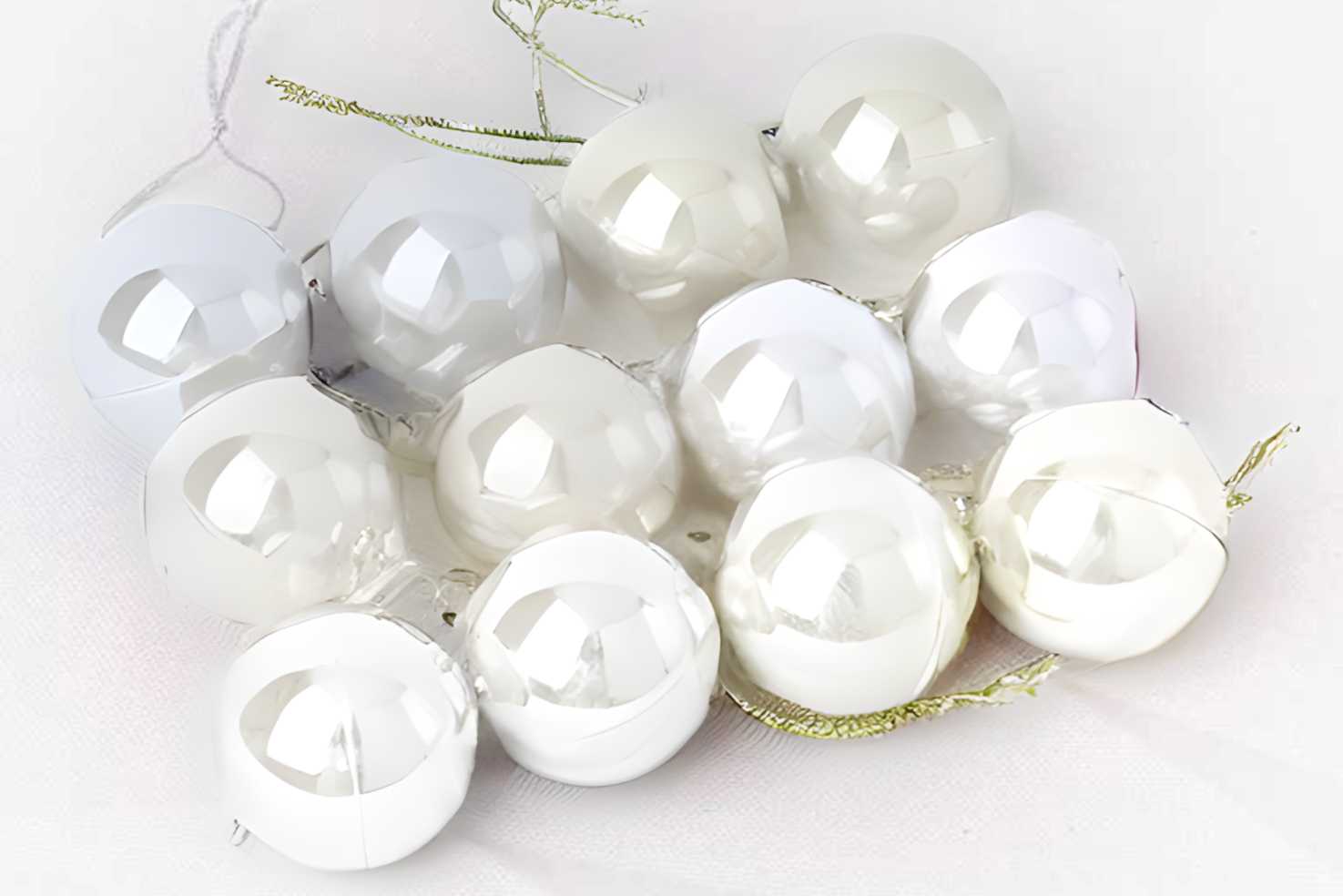Σετ Χριστουγεννιάτικες μπάλες - 8cm - 12pcs - 326048 - White
