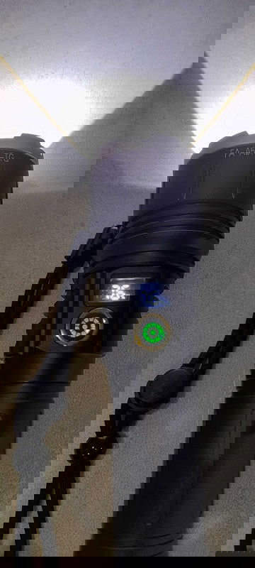 Επαναφορτιζόμενος φακός LED - A51-TG - 251384 - iThinksmart.gr