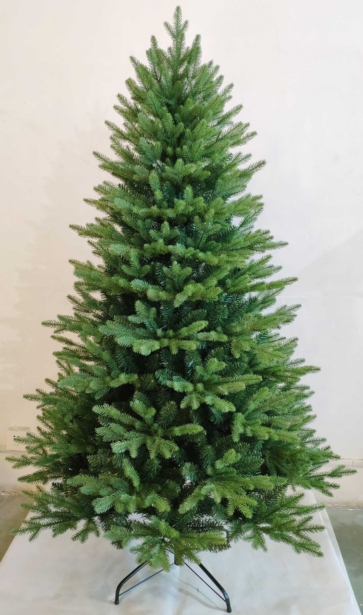 Χριστουγεννιάτικο δέντρο - YR1875 - 1979T - 2.4m - 251129