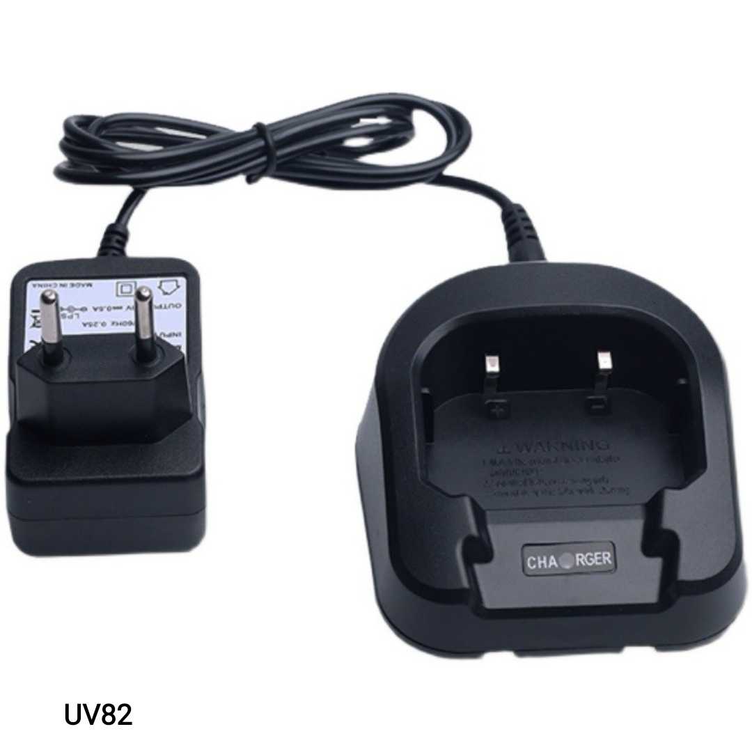 Transceiver battery charger for UV82 - 084634